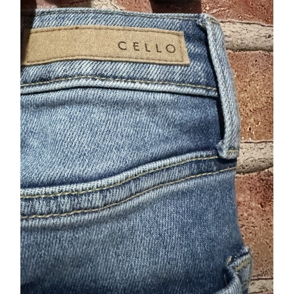Cello Blue Denim Jeans Women's Size 1 Distressed Skinny Mid Rise DarkWash Skinny - Picture 8 of 8